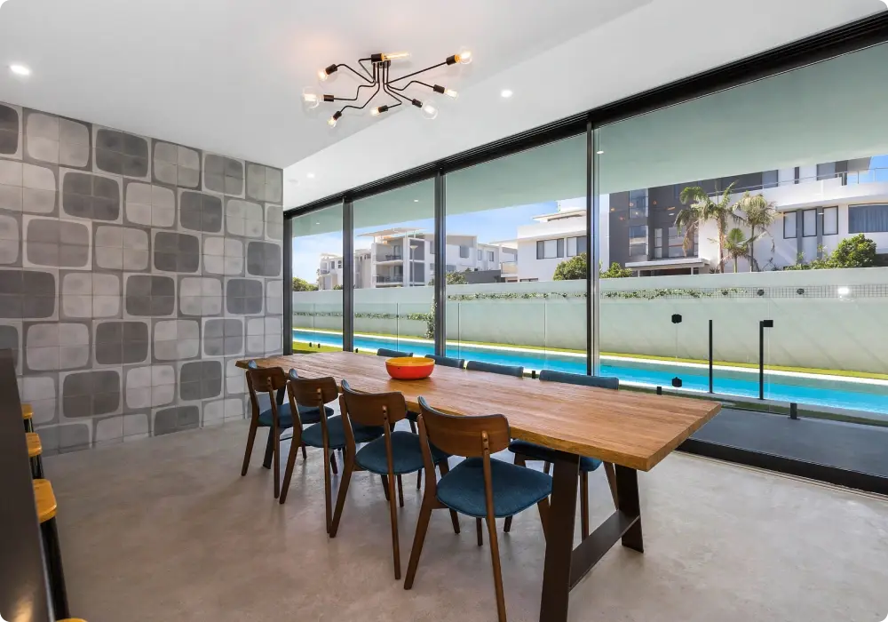 Aluminium windows suited to a Byron Bay hinterland home's architecture
